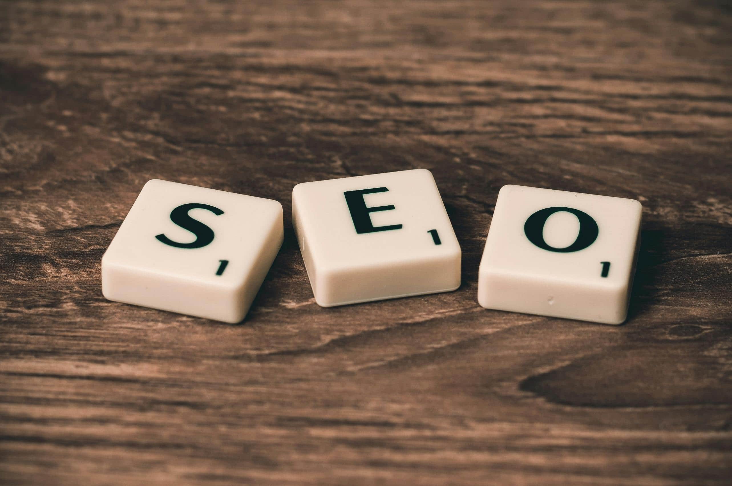SEO analysis dashboard showing keyword insights